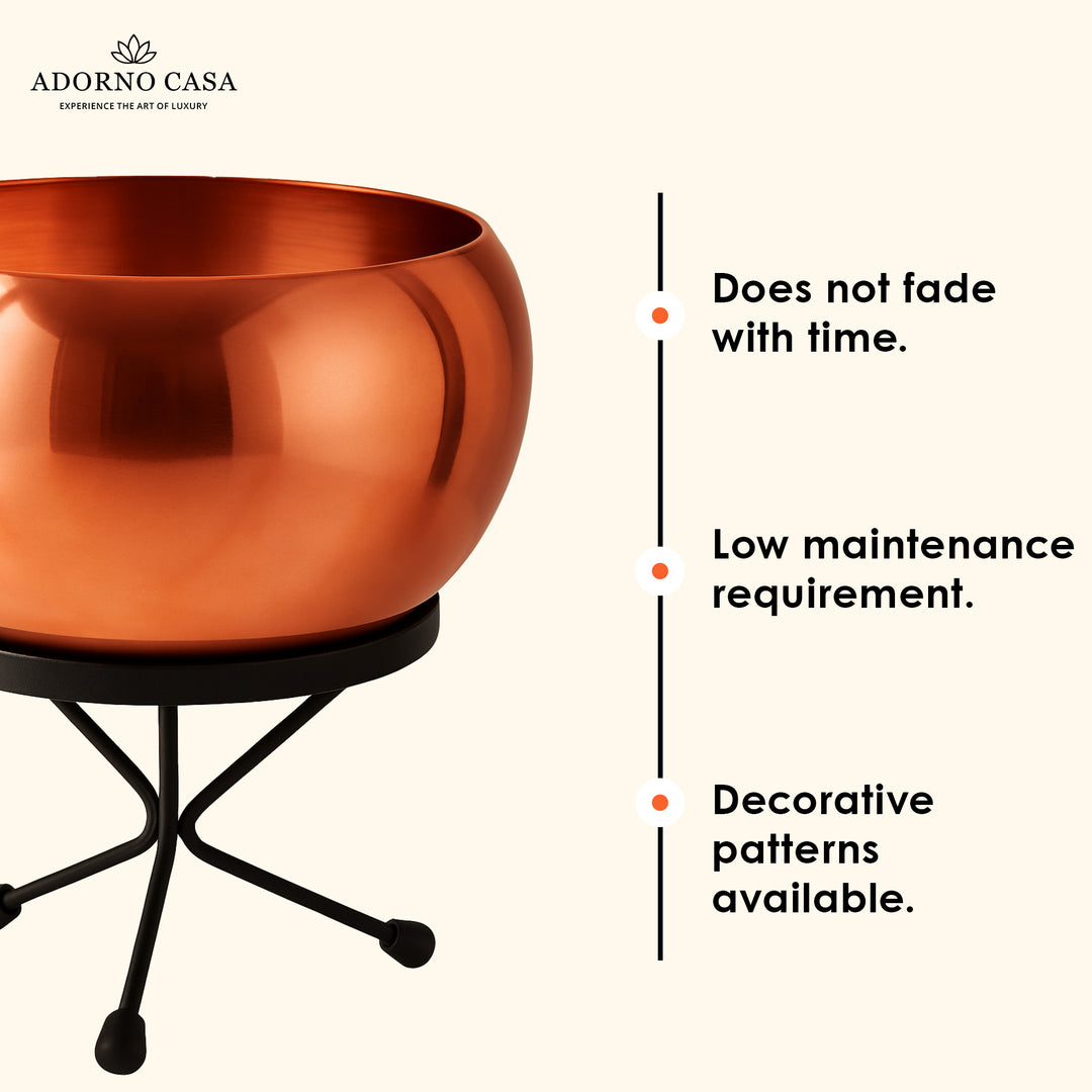 Luna Metal Pot Paired with a Sturdy Black Iron Stand