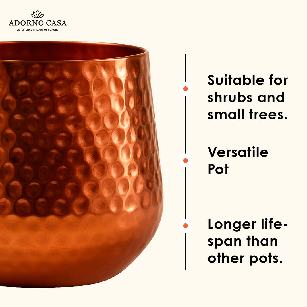 Aurum Hammered Finish Metal Accent Vase