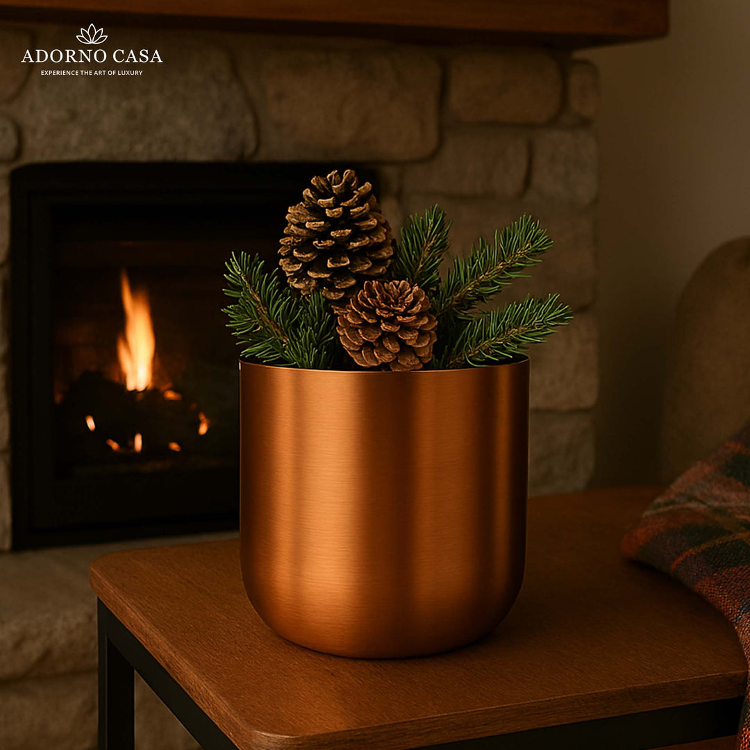 Auric Metal Polished Pots with Minimalist Curves