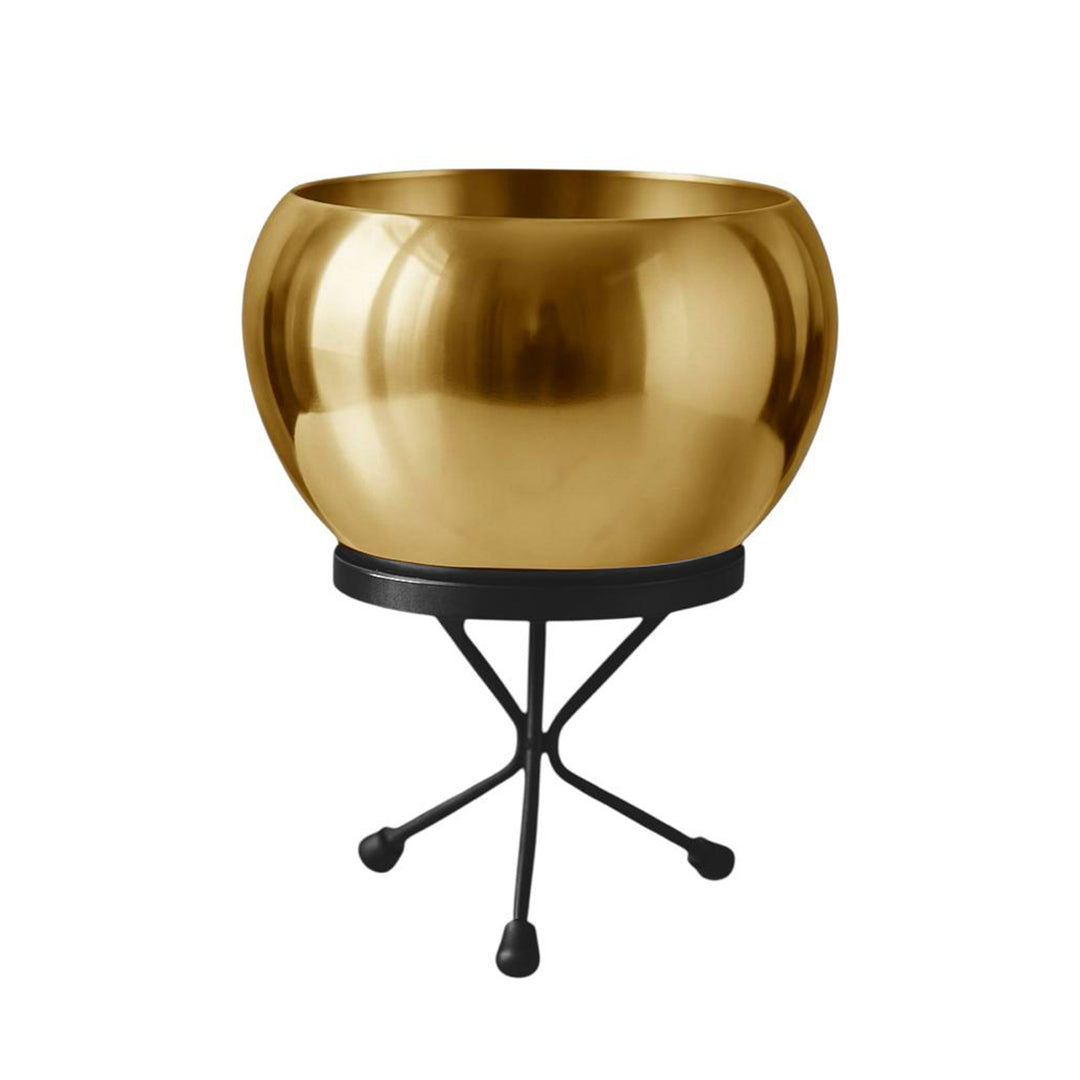 Luna Metal Pot Paired with a Sturdy Black Iron Stand