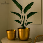Load image into Gallery viewer, Solis Curved Metallic Finish Metal Planter Set of 2