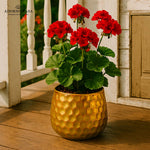 Load image into Gallery viewer, Aurum Hammered Finish Metal Accent Vase