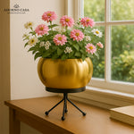 Load image into Gallery viewer, Luna Metal Pot Paired with a Sturdy Black Iron Stand